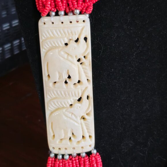 Antique Red Coral Beaded Necklace w/ Hand Carved Elephant Detail Hand Tied Rare! - Picture 3 of 16